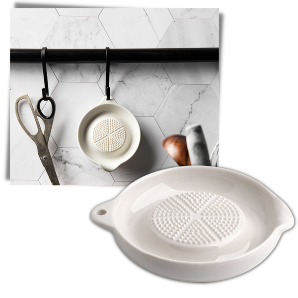 Ceramic Kitchen Grater For Easy Precise Grating Of Fruits And Vegetables