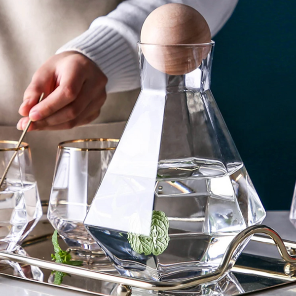 Modern Diamond Inspired Glass Tumbler 5 Piece Drinkware Set