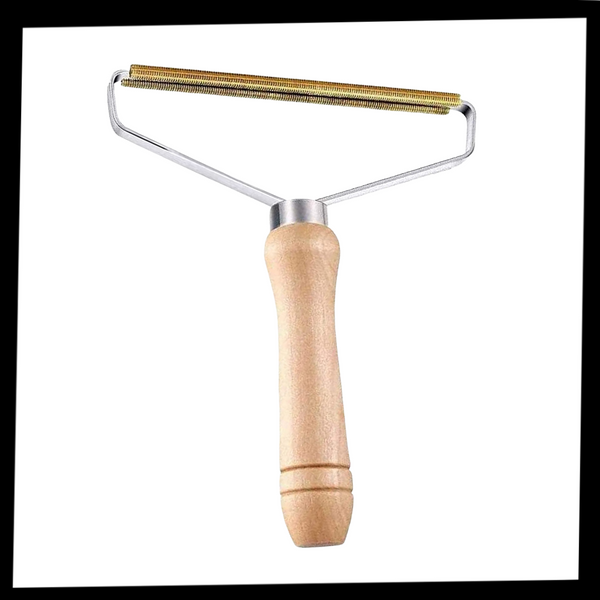 Wooden Handle Pet Hair And Lint Remover With Copper Head For Clothes