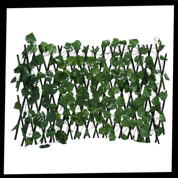 Expandable Artificial Plant Fence for Privacy and UV Protection