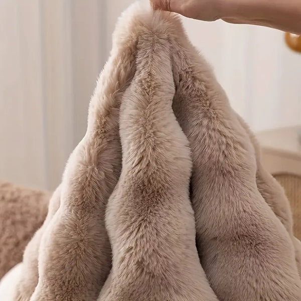 Soft Rabbit Faux Fur Round Rug Plush Luxurious Home Decor