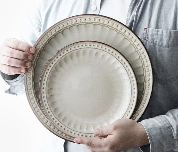 Claudia Dinnerware & Serveware