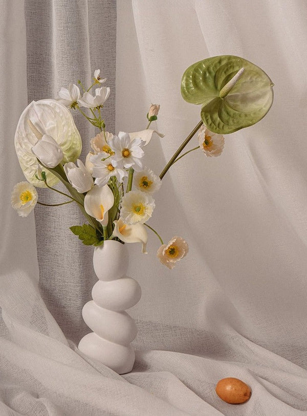 Pebble Structured Ceramic Accent