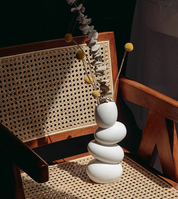 Pebble Structured Ceramic Accent