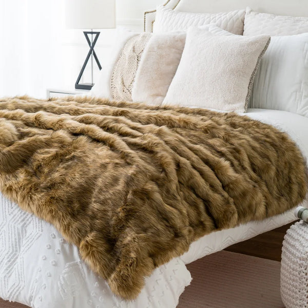 Premium Fox Faux Fur Throw Blanket Ultra Soft Cozy Living Room Decor
