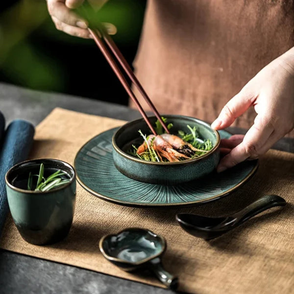 Ikari 5 Piece Ceramic Dinnerware Set With Smooth Glaze Finish