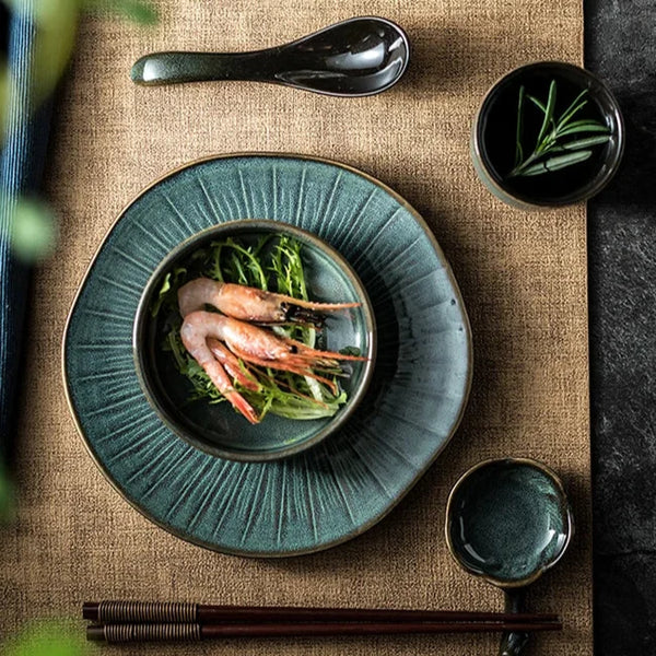 Ikari 5 Piece Ceramic Dinnerware Set With Smooth Glaze Finish