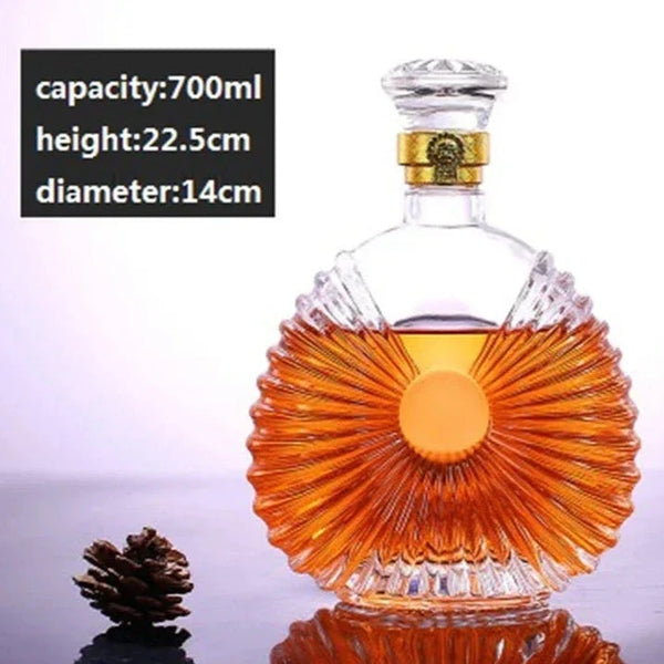 Classic Spirit Glass Decanter For Whiskey And Bourbon Serving