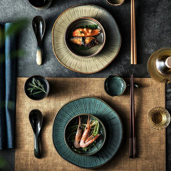 Ikari 5 Piece Ceramic Dinnerware Set With Smooth Glaze Finish