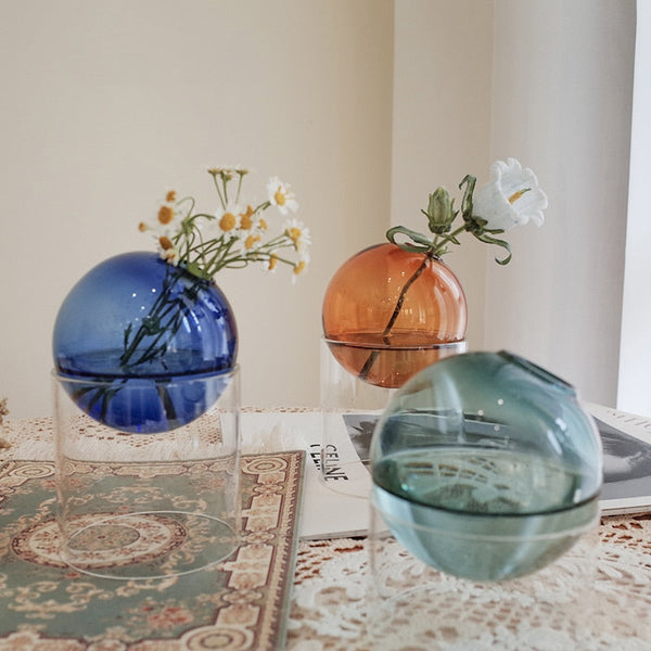 Sphere Balance Glass Vase