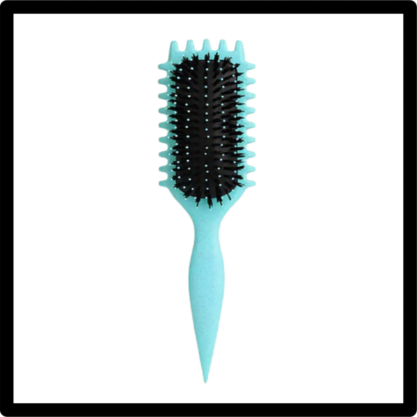 Tangle Free Curl Defining Brush For Smooth Defined Curls